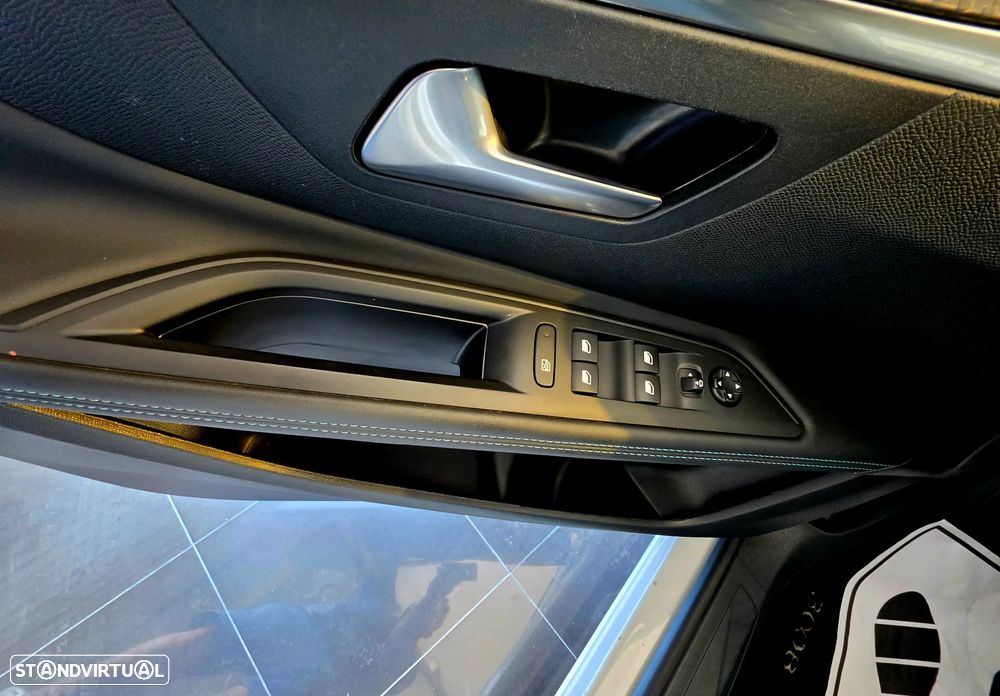 Peugeot 3008 BlueHDi 130 Stop & Start EAT8 Allure - 15