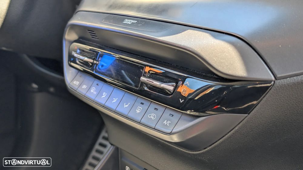 Hyundai Bayon 1.0 T-GDI Premium - 11