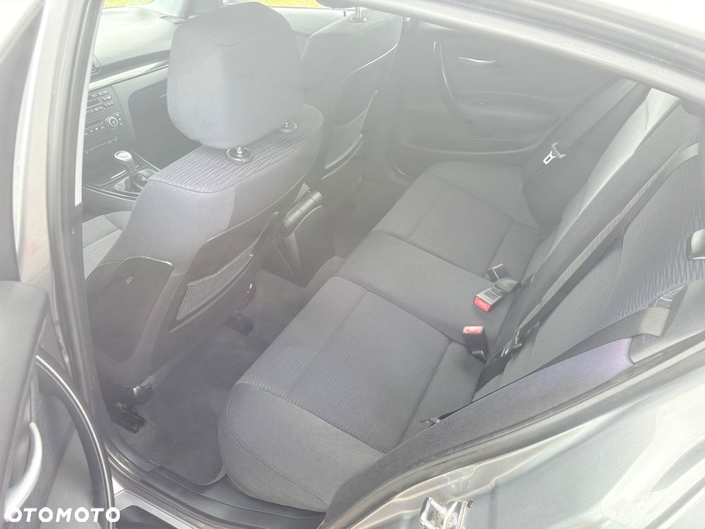 BMW Seria 1 116i - 9