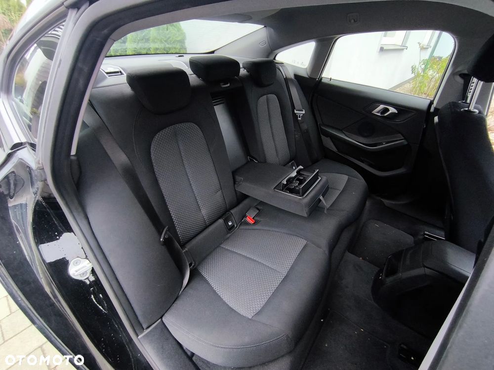 BMW Seria 2 216d - 34