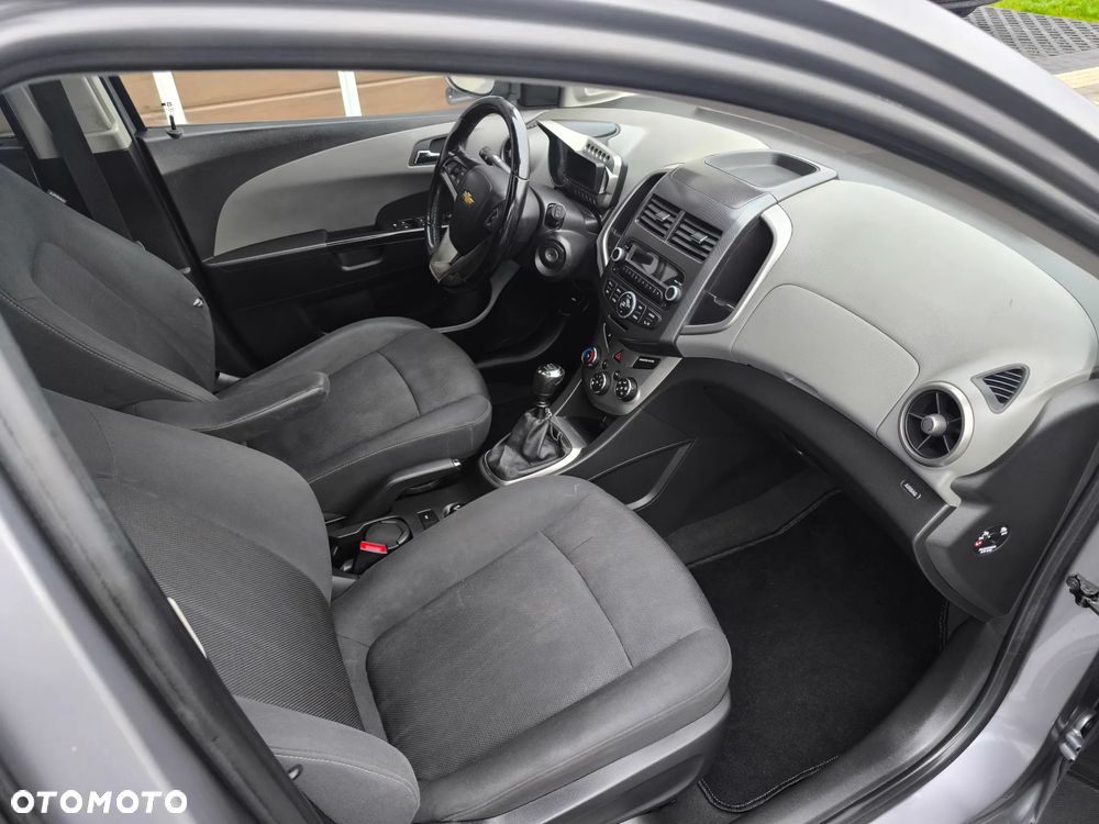 Chevrolet Aveo 1.3 LTZ - 9