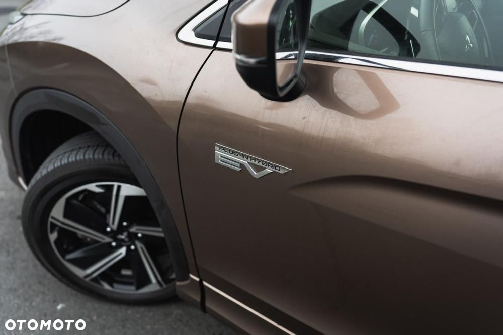 Mitsubishi Eclipse Cross - 19