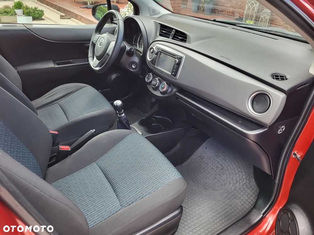 Toyota Yaris 1.33 Premium - 17