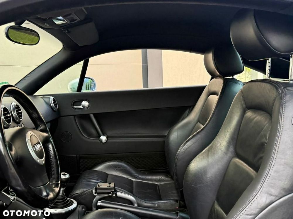 Audi TT Coupé - 24