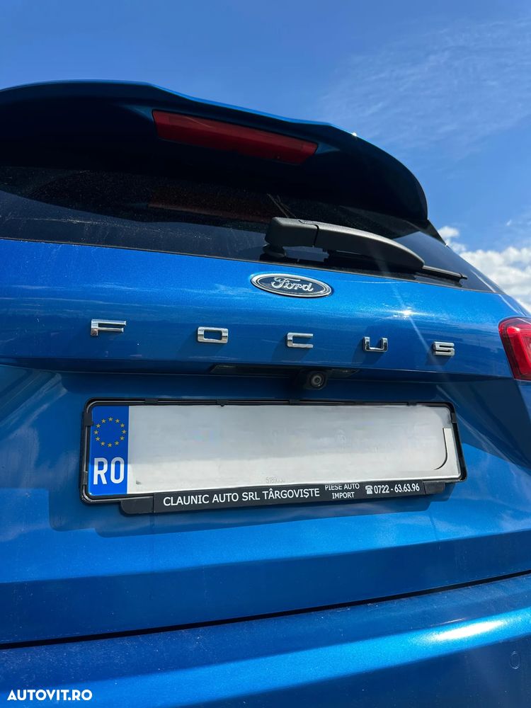 Ford Focus 1.5 EcoBoost ST-Line - 9