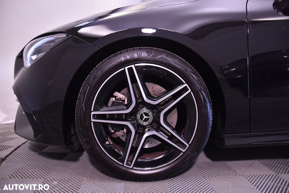 Mercedes-Benz CLA 200 7G-DCT AMG Line - 13