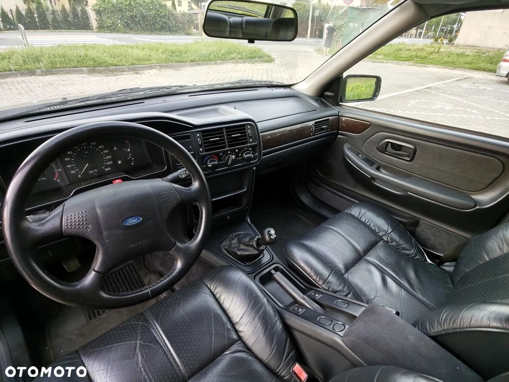 Ford Scorpio - 11