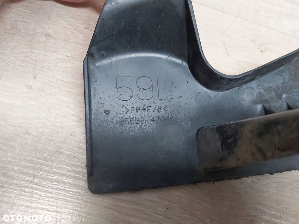 Toyota Prius III zakończenie progu lewy tył chlapacz 65632-47041 - 3