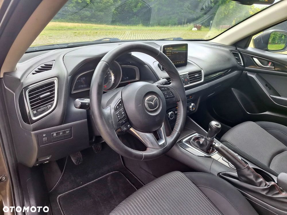 Mazda 3 - 17
