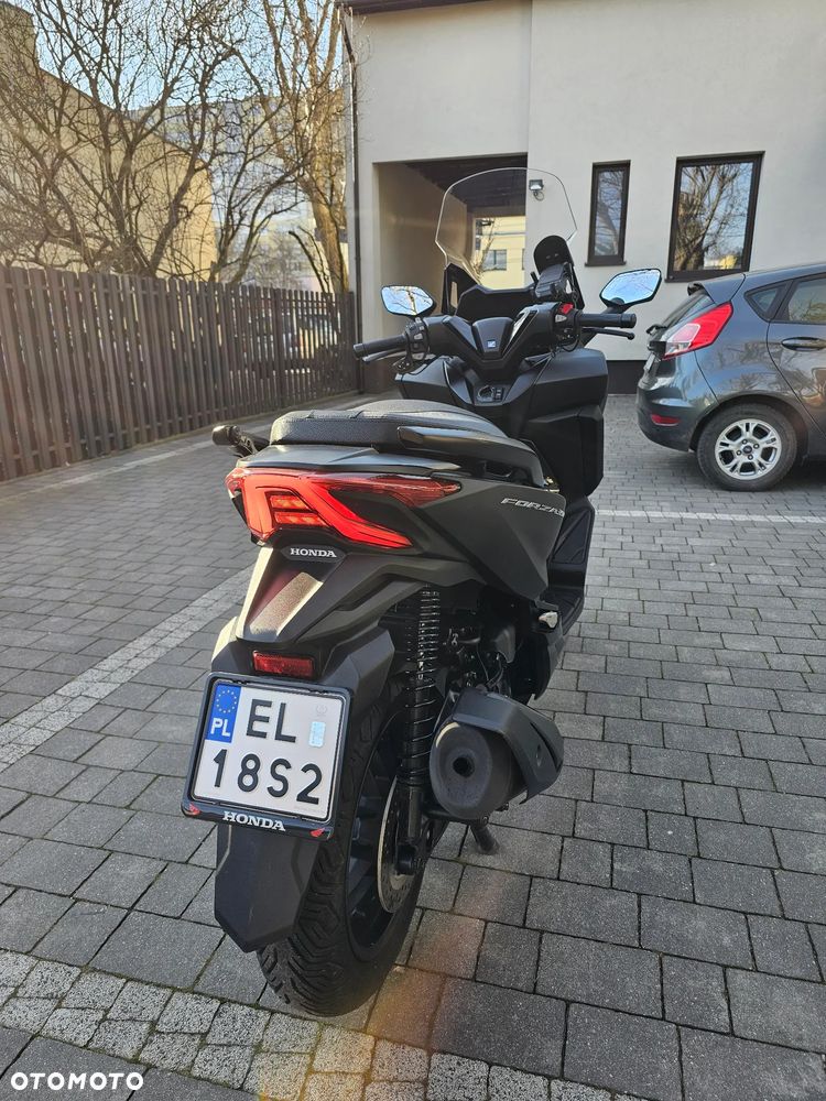 Honda NSS - 8