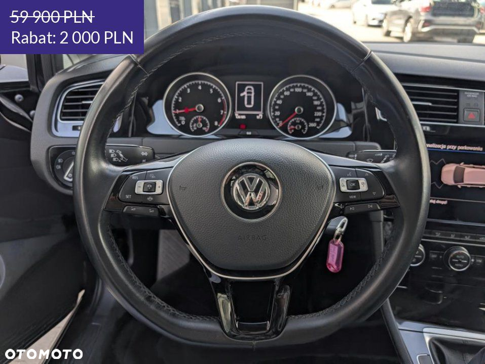 Volkswagen Golf - 11