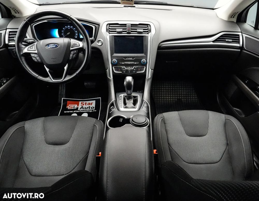 Ford Mondeo 2.0 HEV Titanium - 8