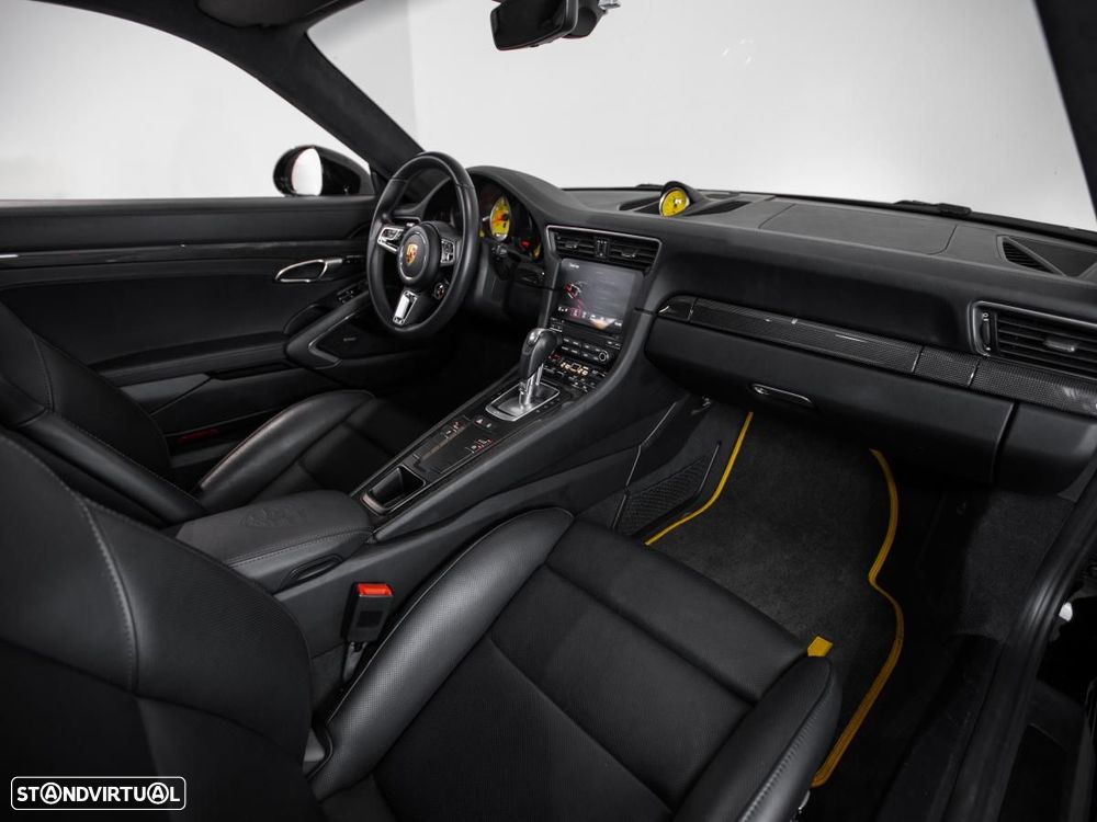 Porsche 911 (991) Turbo S PDK - 8