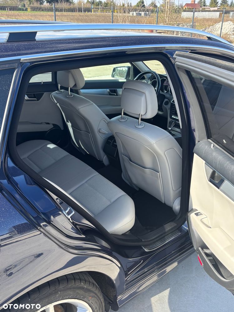 Mercedes-Benz Klasa C 350 CDI BlueEff Avantgarde 4-Matic - 9