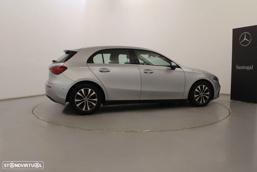 Mercedes-Benz A 200 Standard - 5