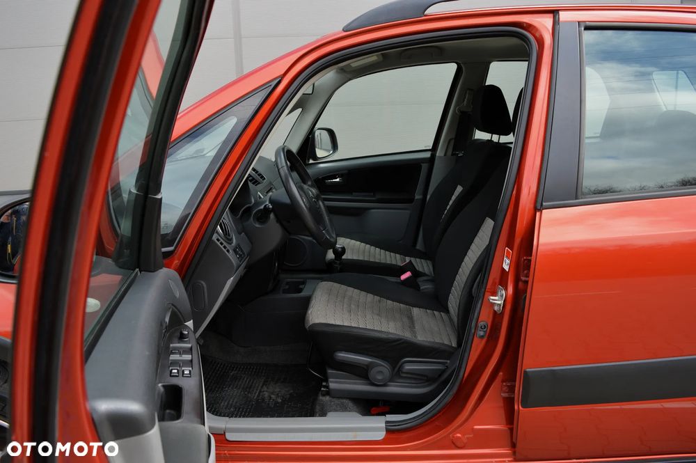 Suzuki SX4 1.6 VVT 4x4 Comfort - 6