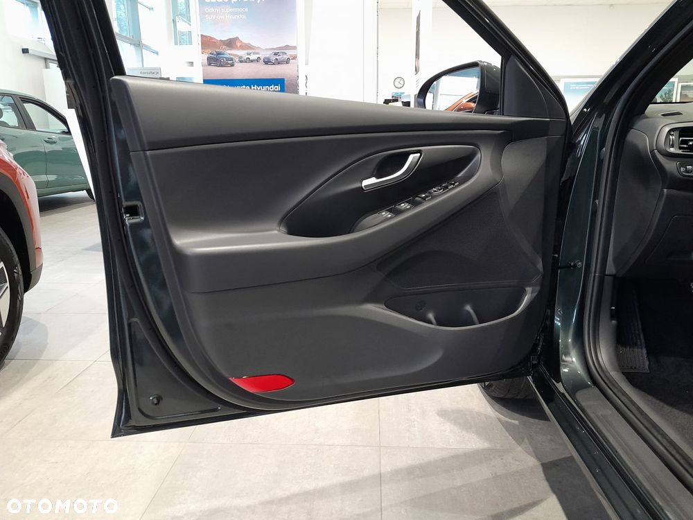 Hyundai i30 1.5 T-GDI 48V Smart DCT - 16