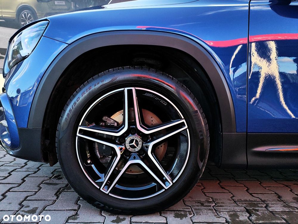 Mercedes-Benz GLB 200 AMG Line 7G-DCT - 9