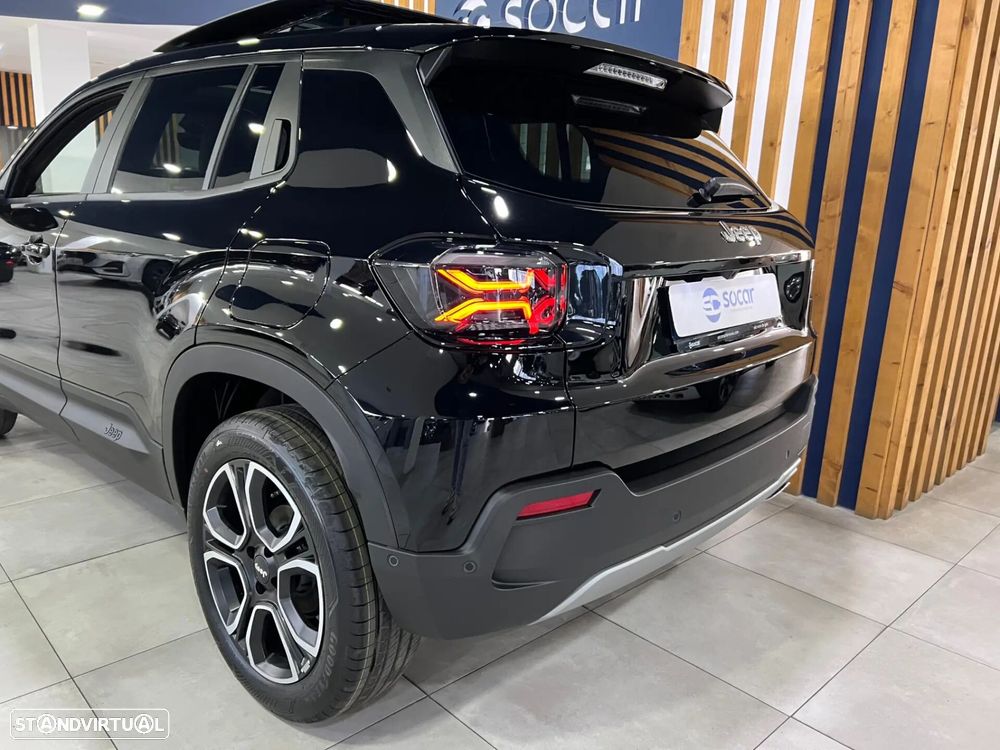 Jeep Avenger 1.2 e-Hybrid Summit DCT - 10