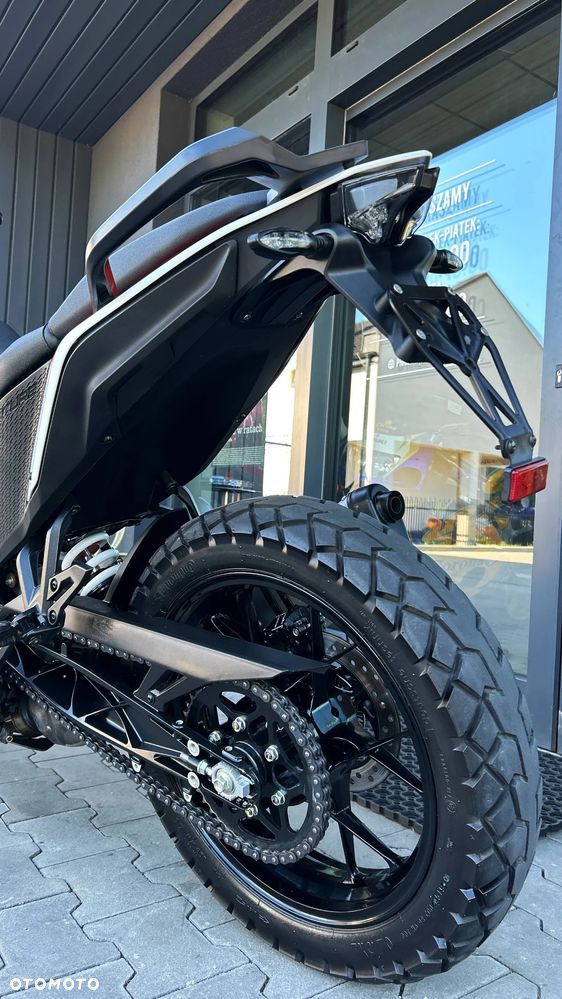 KTM Adventure 390 - 21