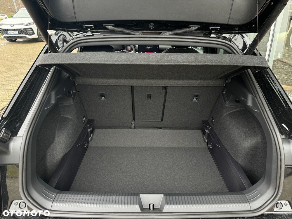 Volkswagen T-Roc 1.5 TSI R-Line DSG - 12