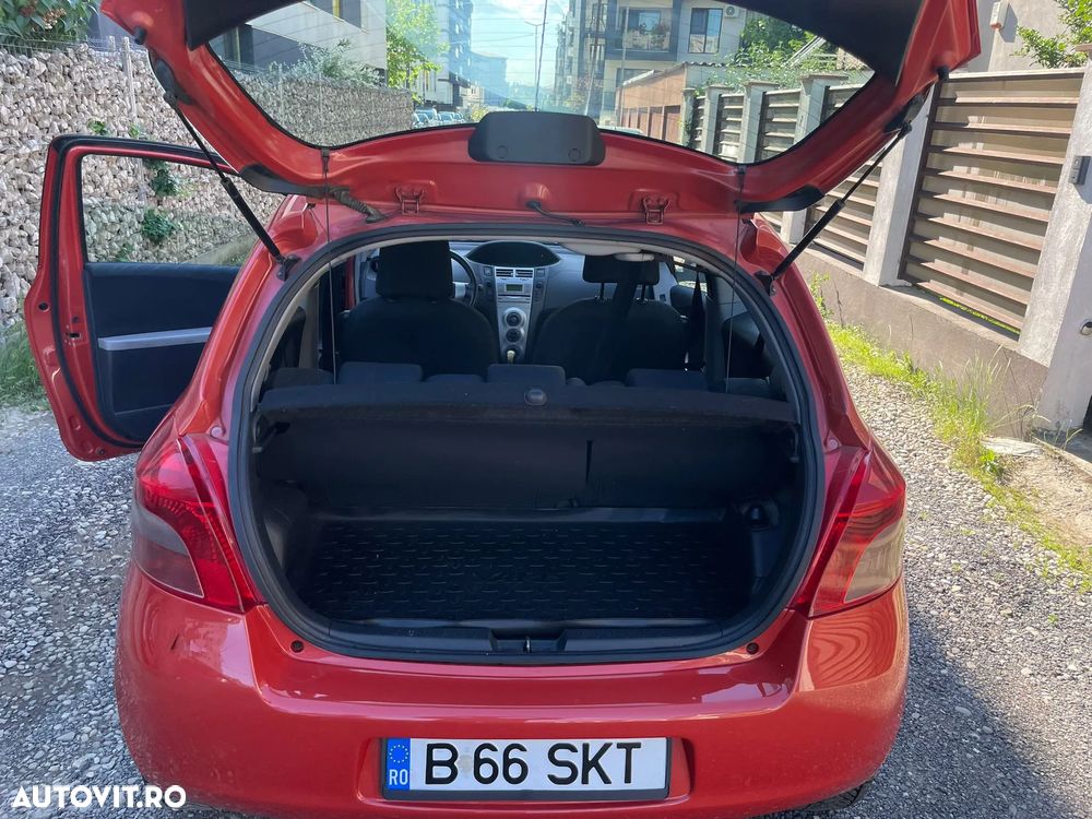 Toyota Yaris 1.0 Luna - 8