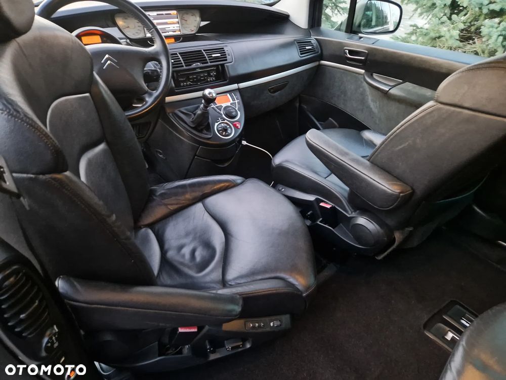 Citroën C8 HDi 165 Exclusive - 24