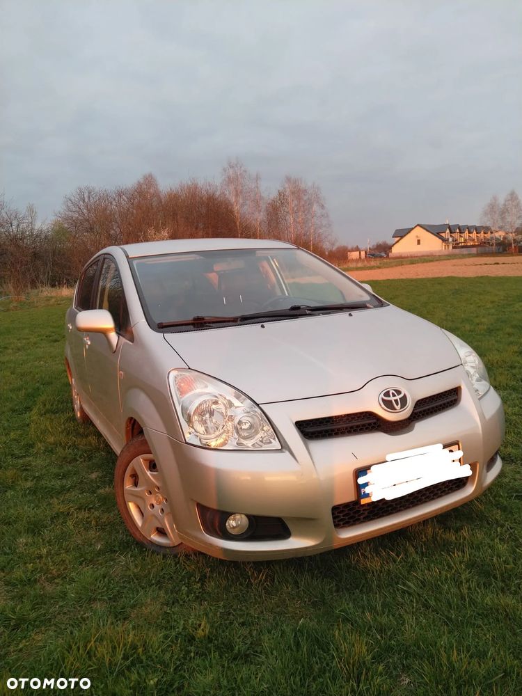 Toyota Corolla Verso 1.8 Executive - 1