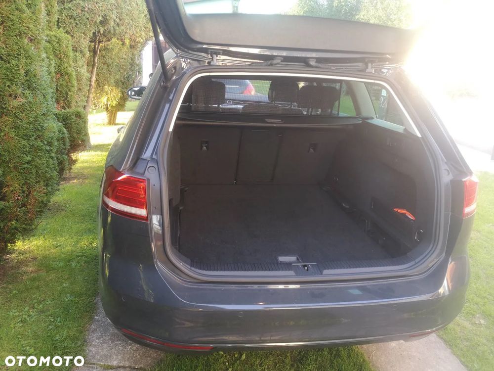 Volkswagen Passat Variant 2.0 TDI BMT Comfortline - 19