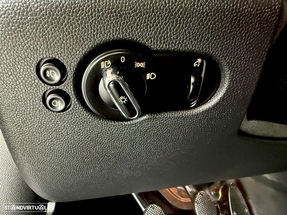 MINI 3 Portas One D - 58