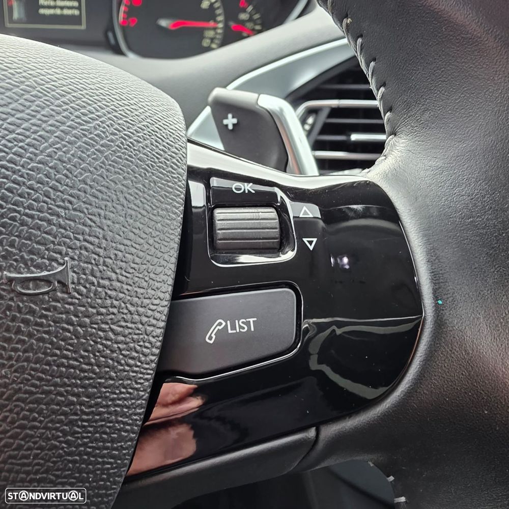 Peugeot 308 SW 1.2 PureTech Allure Pack EAT8 - 7