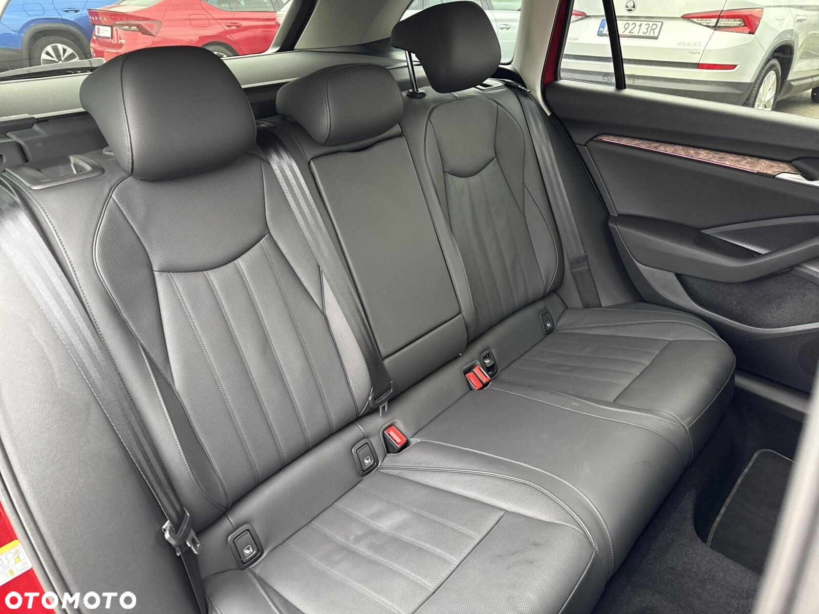 Skoda Superb 2.0 TDI SCR 4x4 L&K DSG - 25