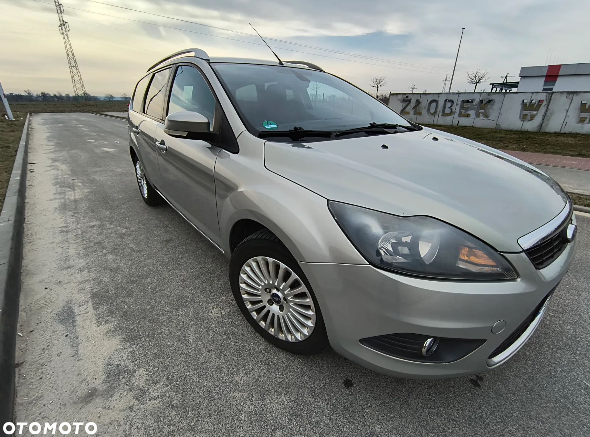 Ford Focus 1.6 16V Ghia - 8
