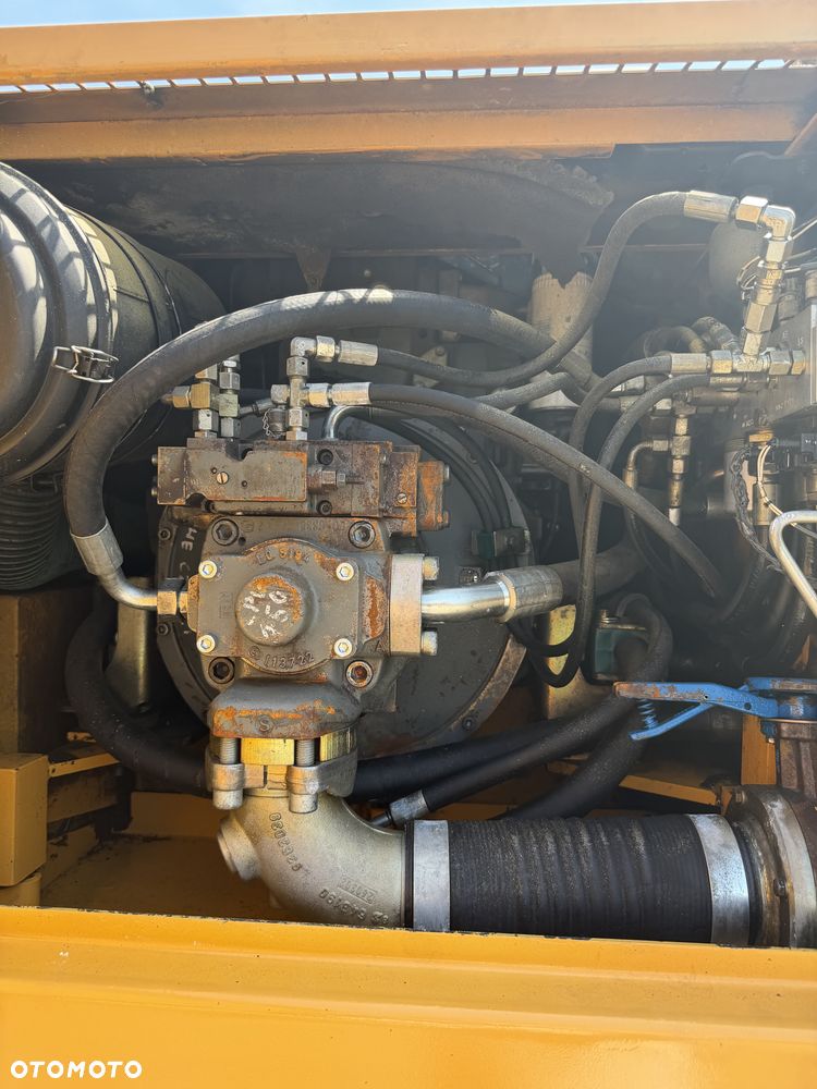 Liebherr A900C Litronic - 10
