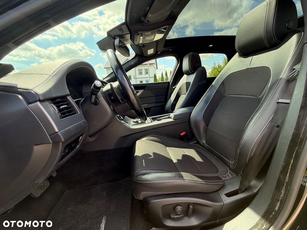 Jaguar XF 2.0 i4D R-Sport - 14