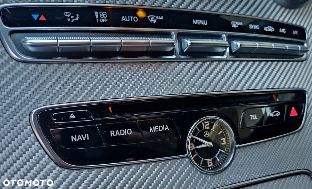 Mercedes-Benz Klasa C 250 d 9G-Tronic - 23