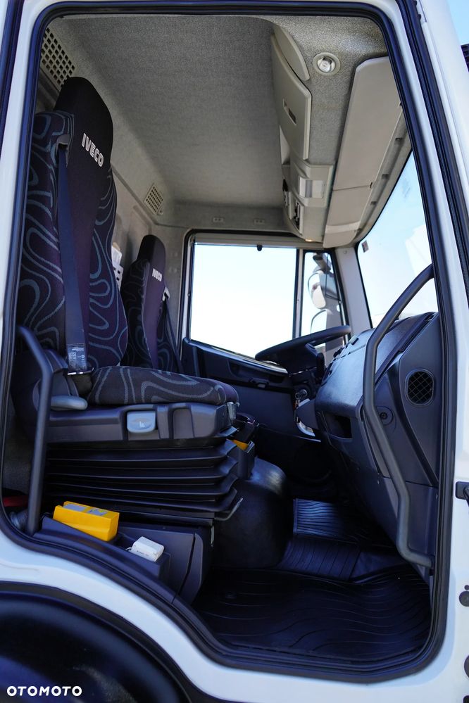Iveco EUROCARGO / 180E25 / SKRZYNIOWY + HDS / HYVA HB 150 X / ROTATOR / WIDŁY / PILOT - 10