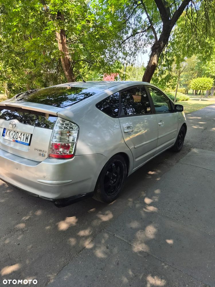 Toyota Prius 1.5 VVT-i Prestige - 8