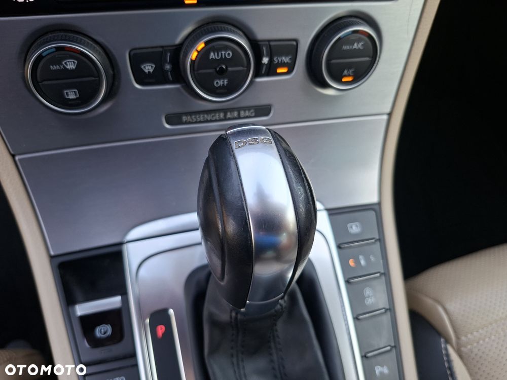Volkswagen CC 2.0 TDI DPF BMT DSG - 32