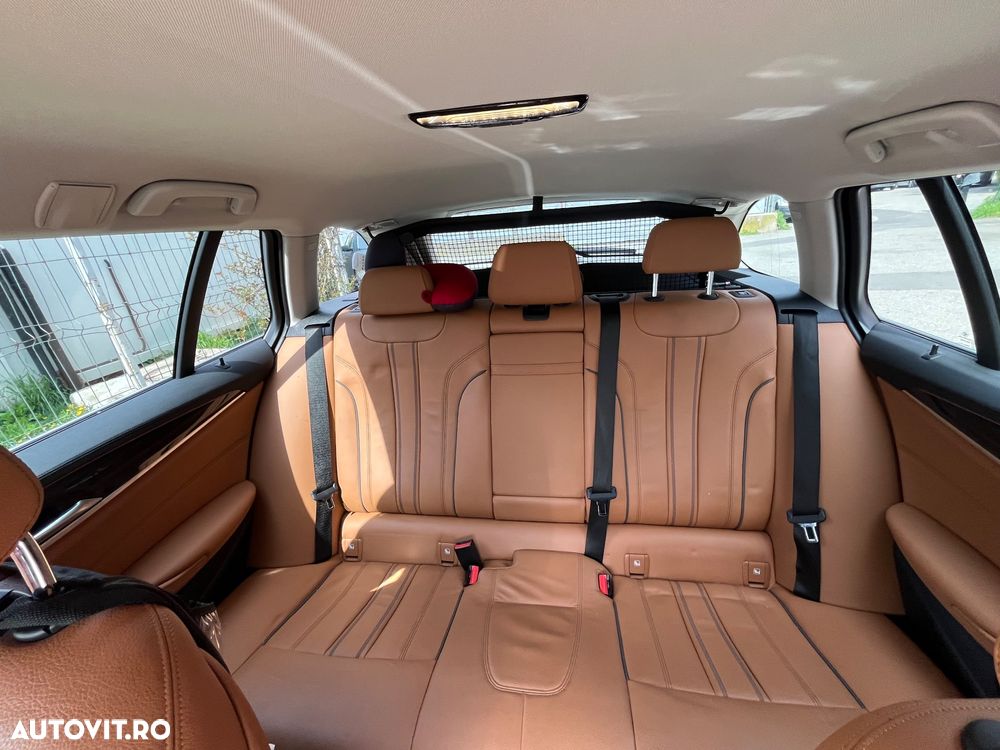 BMW Seria 5 520d xDrive Aut. Luxury Line - 2