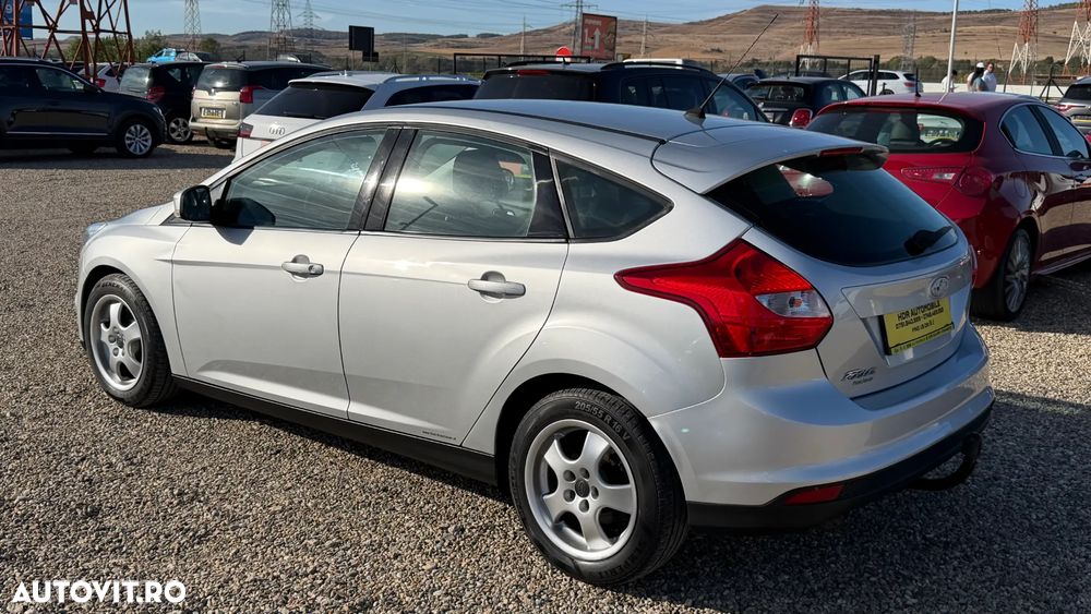 Ford Focus 1.6 TDCI DPF Start-Stopp-System Trend - 12