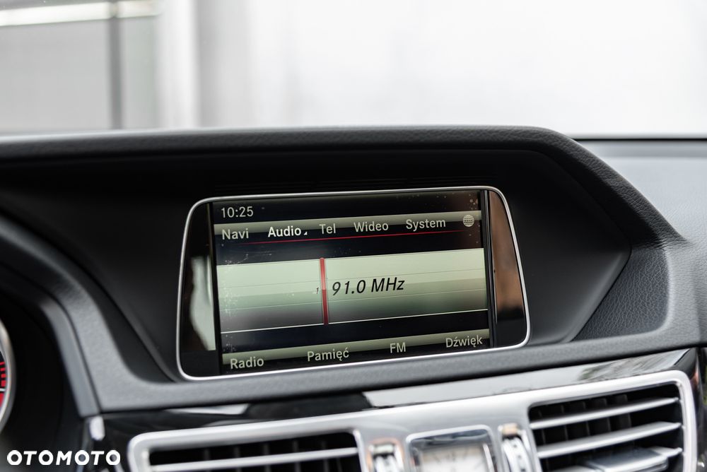 Mercedes-Benz Klasa E 350 4Matic BlueEFFICIENCY 7G-TRONIC - 17