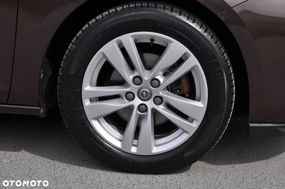 Opel Astra V 1.4 T Dynamic - 11