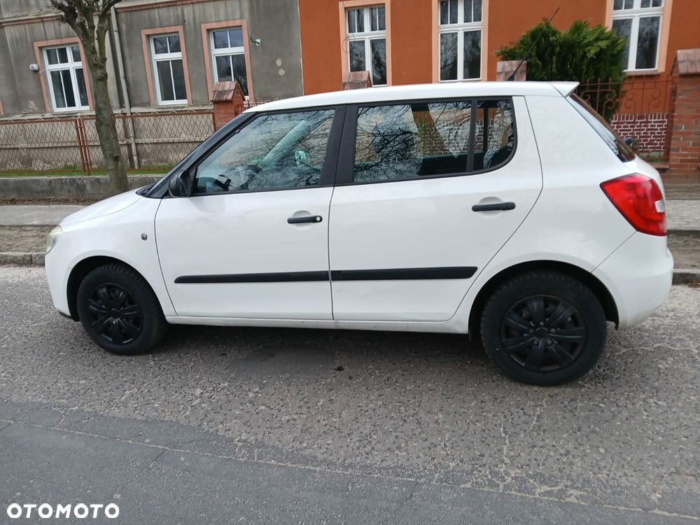Skoda Fabia - 6