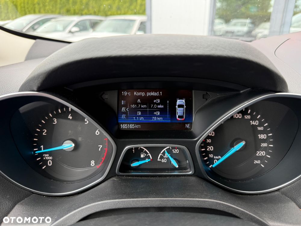 Ford Kuga 1.5 EcoBoost 2x4 Cool & Connect - 16
