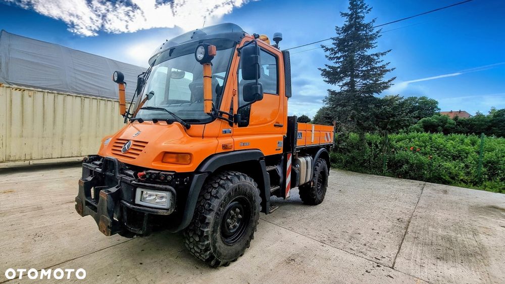 Mercedes-Benz UNIMOG U300 405/10 - 3