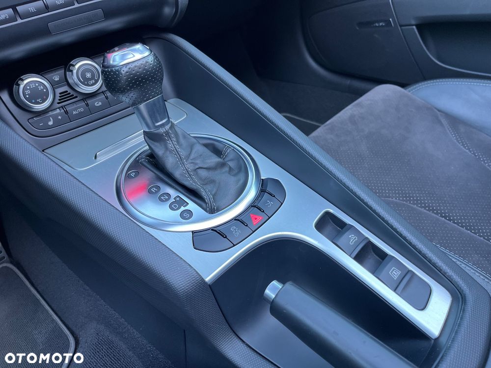 Audi TT Roadster 2.0 TFSI S tronic quattro - 24