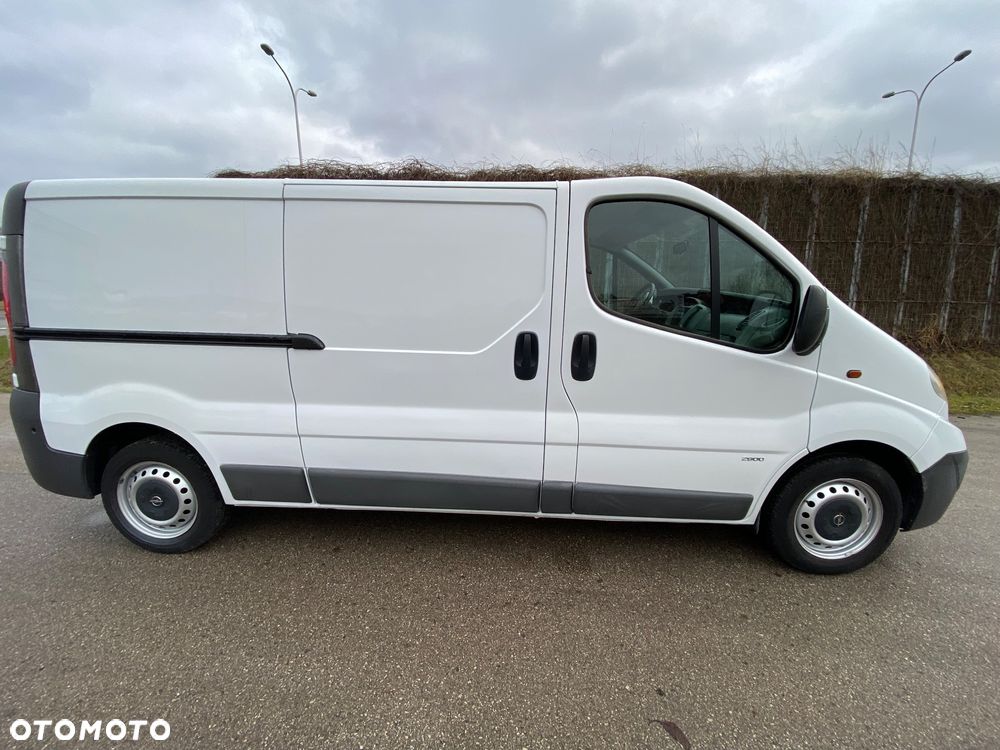 Opel Vivaro - 6