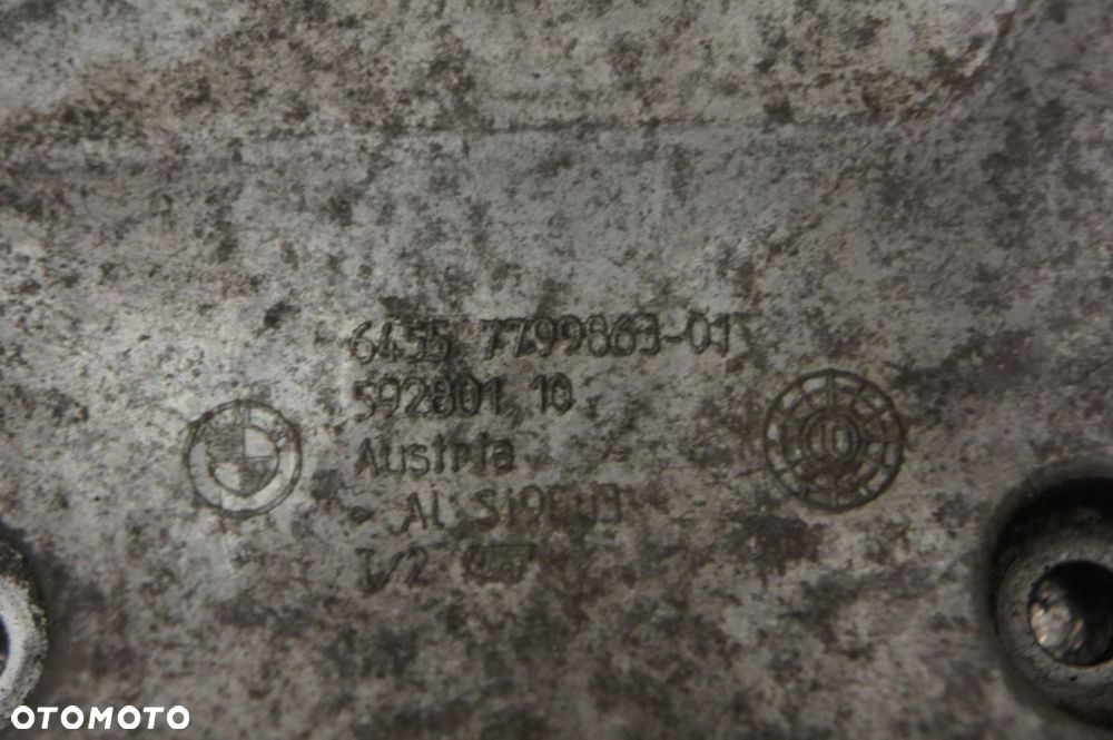 NR 417 Łapa Wspornik Sprężarki BMW X5 3,0 E70 64557799863-01 - 3