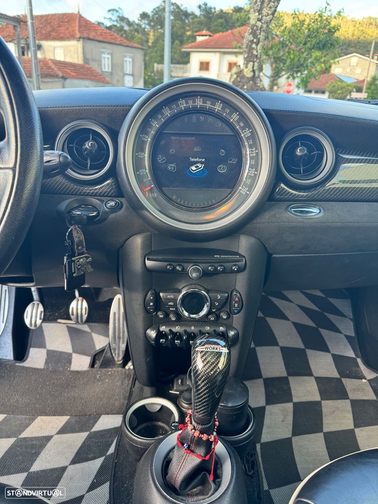 MINI 3 Portas John Cooper Works - 4